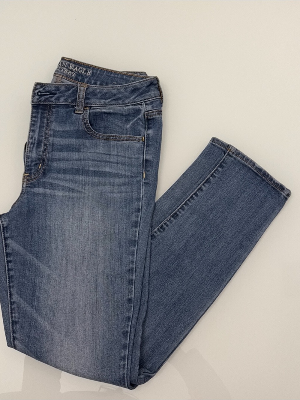 American Eagle Outfitters Blue Wash Women's Hi-Rise Jegging Jeans